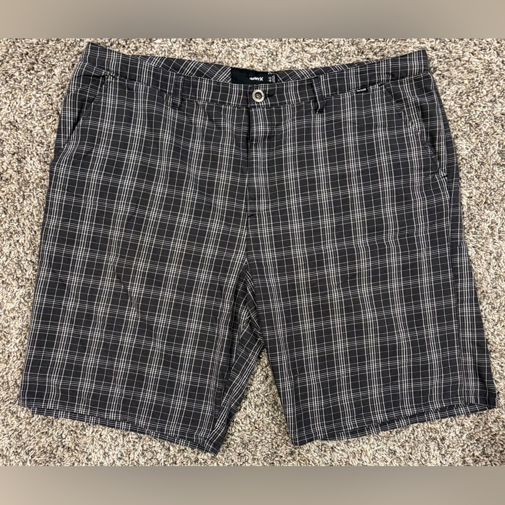 Hurley Shorts Men’s Size 40 Gray Plaid Pattern